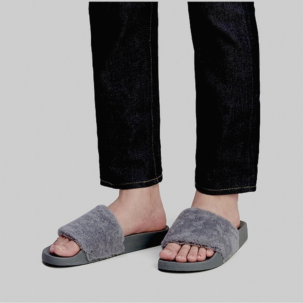 Coach Slide With Shearling - Picture 8 of 8